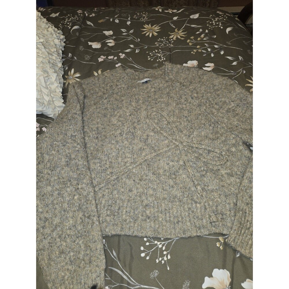 American Eagle Women XL Gray Beige Bow Pullover Sweater Crew Neck crop